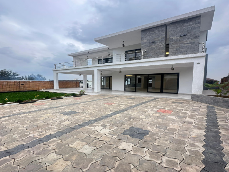 Nice new and modern house for sale in heart of kibagabaga in Kigali