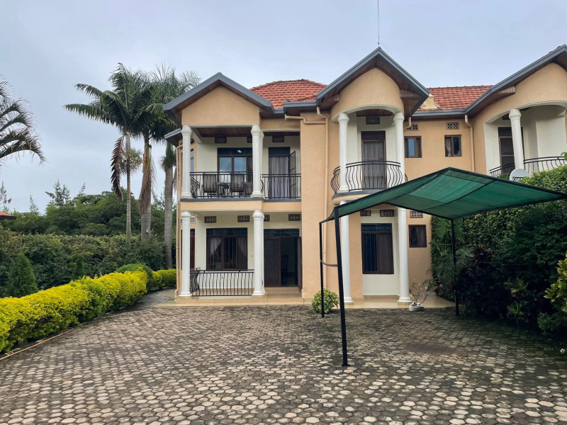 Full furnished house for rent in gacuriro