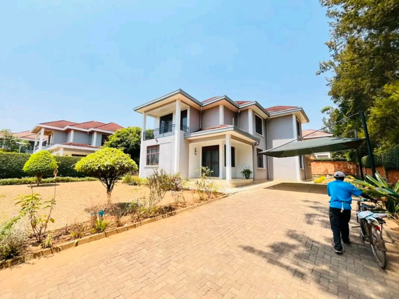 Un furnished house for rent in gacuriro in kagugu villa estate working distance from simba center gacuriro