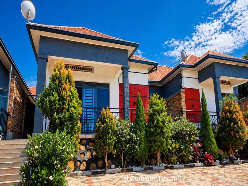 Rent 500k : 3 bedrooms house