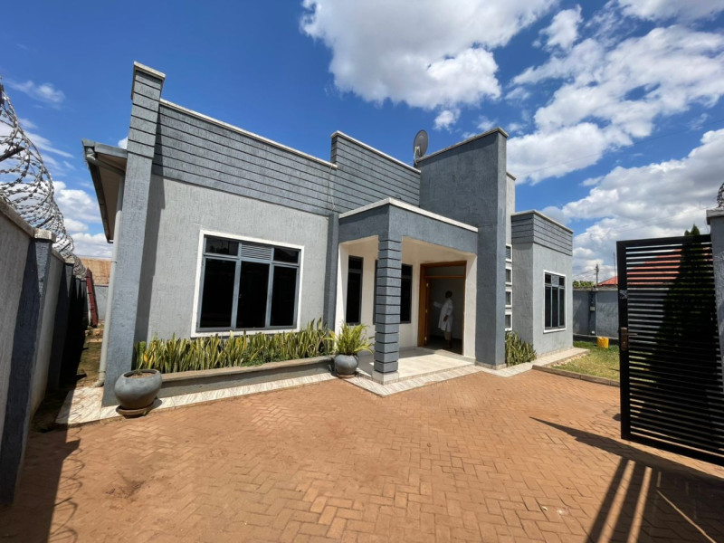 Spacious 4BR Modern House for Rent in Kicukiro Kagarama – 600K RWF