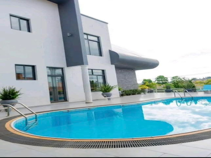 Modern elegance home with a private pool for rent Kibagabaga