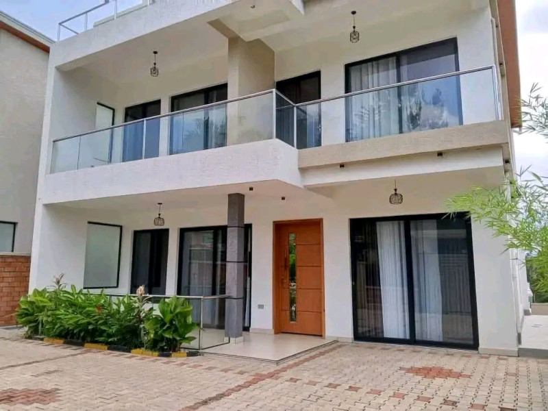 Nice modern new well furnished house for rent in kibagabaga
