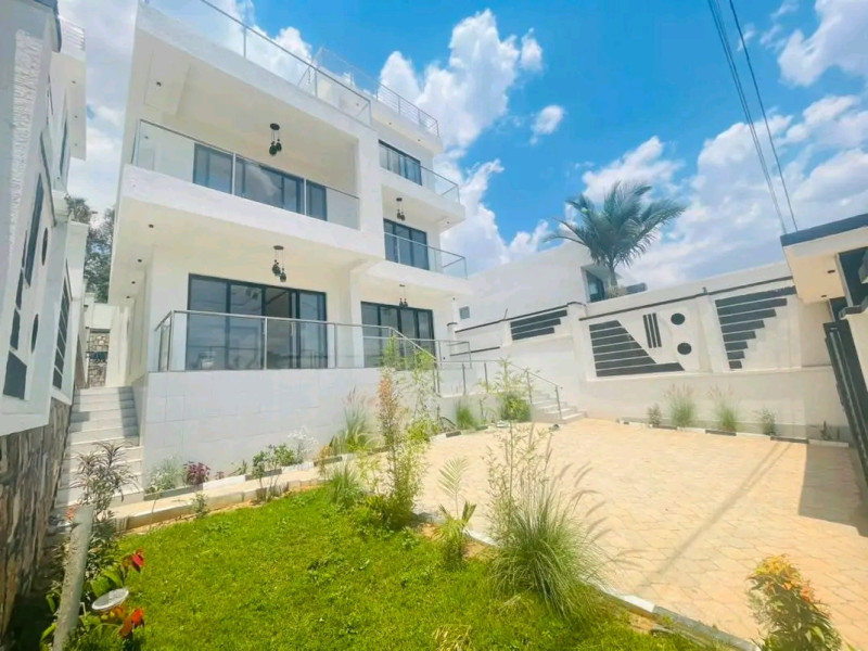 🏠 7BR/7BA LUXURY HOUSE FOR SALE IN KIBAGABAGA 650M | ROOFTOP TERRACE + VIEW