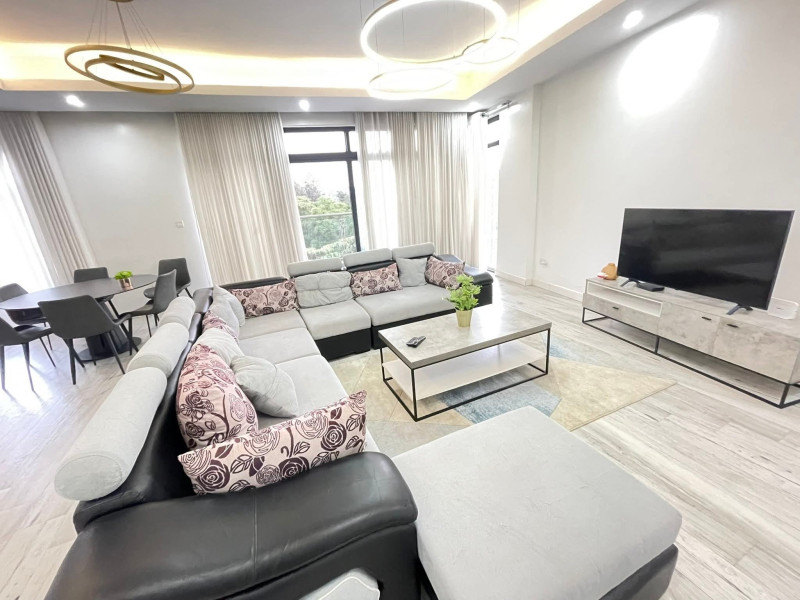 Well clean full furnished apartment for rent in nyarutarama with nice view of golf course