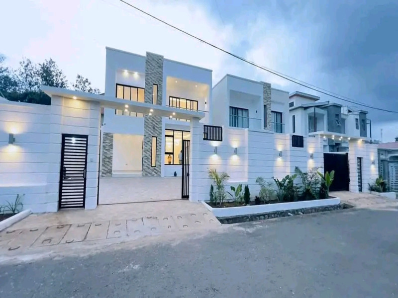 Kigali nice new house for sale in good neighborhood