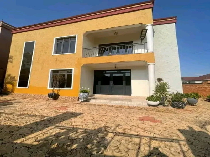 Unfinished house for rent Niboye