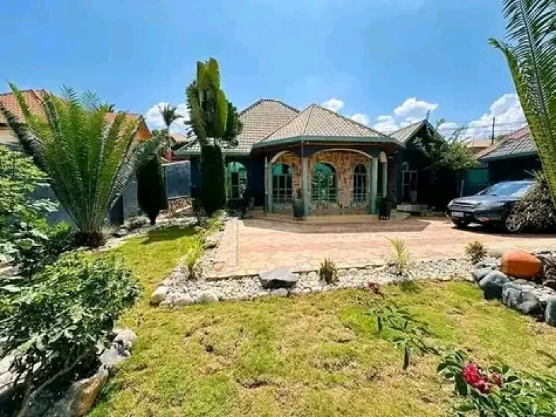 House for sale Niboye with a big plot