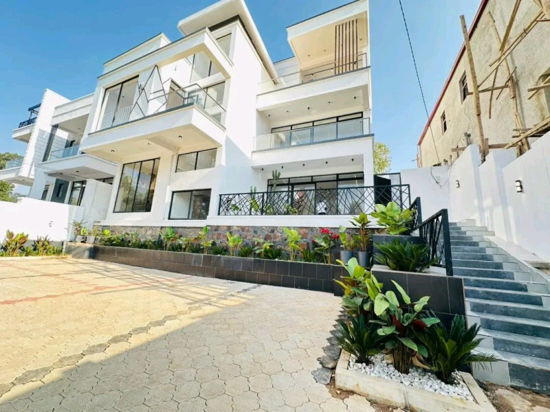 Un furnished brand new house for sale in kibagabaga with big looftop