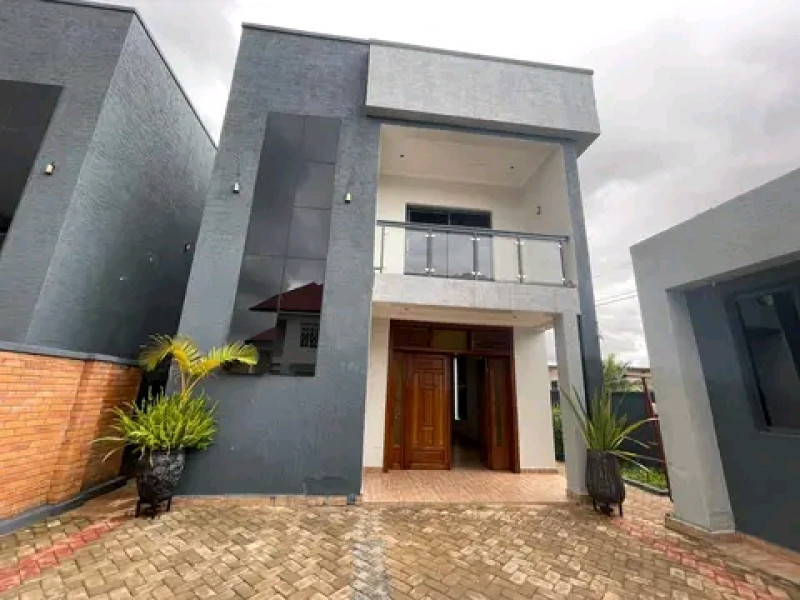 Unfurnished house for rent kanombe