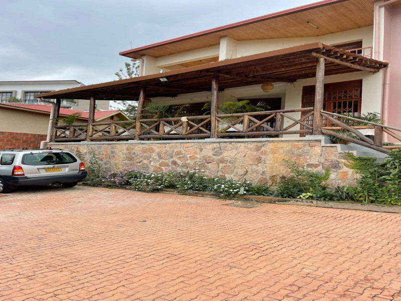 Full furnished house for rent in nyarutarama