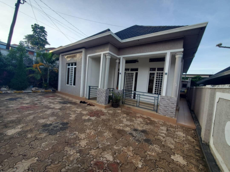 Lovely 4-bedrooms home for sale kabeza